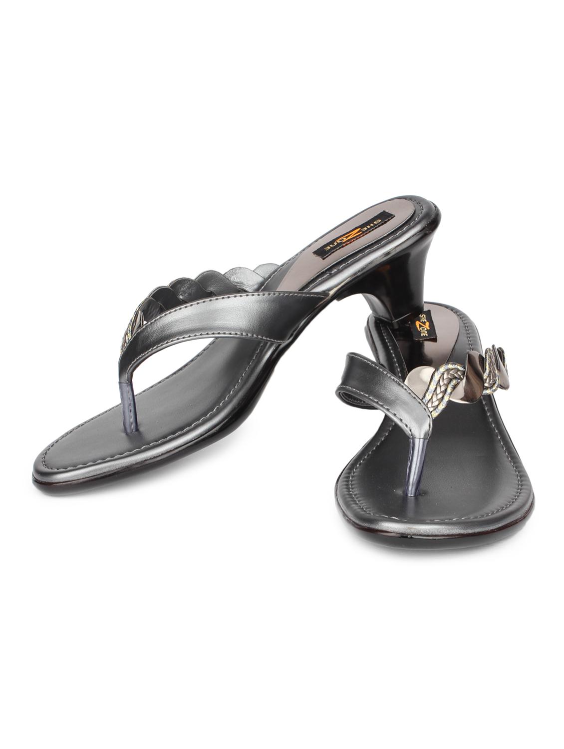 grey leatherette toe separator sandals - 13660811 - Zoom Image - 2