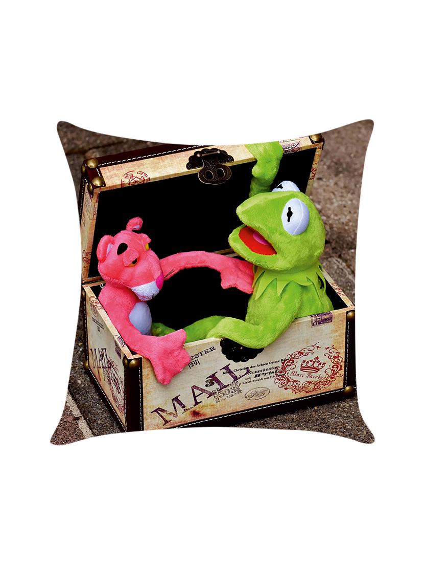 digitally printed cartoon toys inside the wooden box - 13713667 - Zoom Image - 1