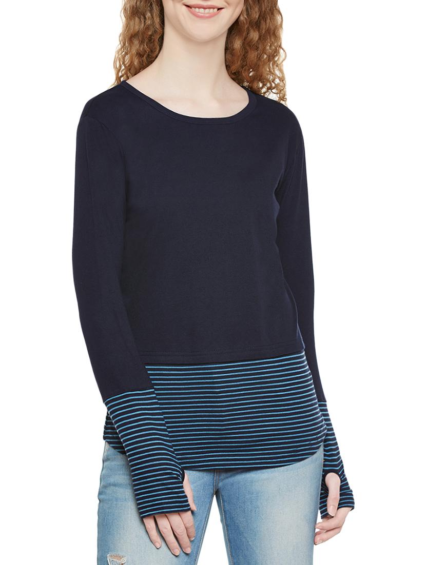 thumb hole sleeved striped tee - 13810188 - Zoom Image - 1