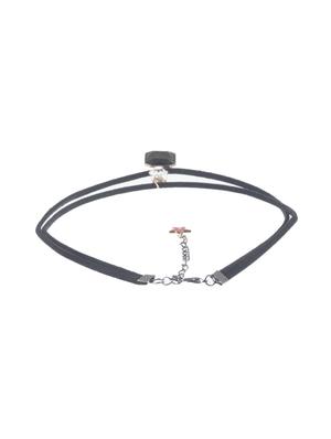 Choker - 13838560 - Standard Image - 2