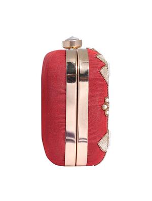 red metal structured clutch - 13949075 - Standard Image - 5