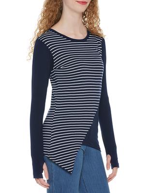 thumb hole sleeved asymmetric top - 13950017 - Standard Image - 2