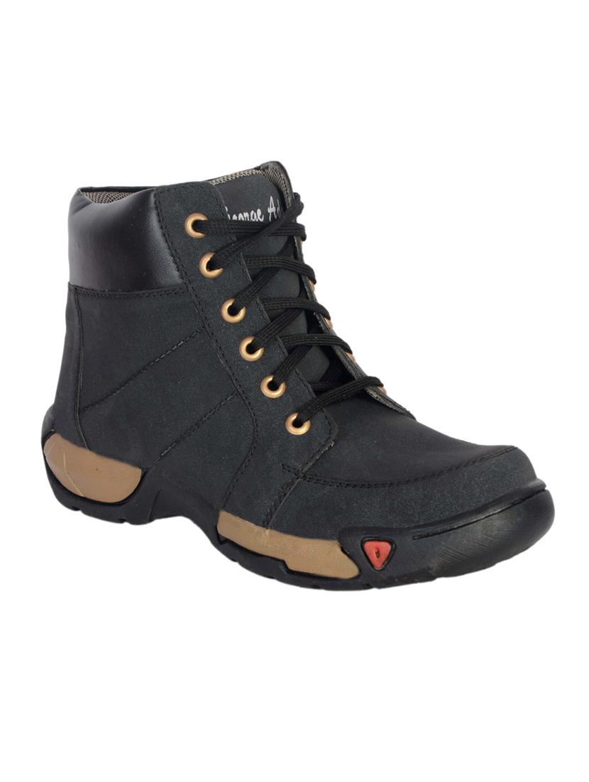 black leatherette high ankle boot - 13998000 - Zoom Image - 1