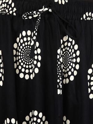 black printed cotton maxi skirt - 14033822 - Standard Image - 3