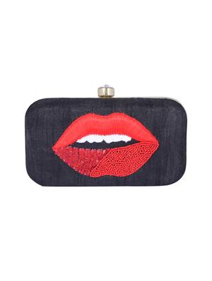 black metal clutch - 14098066 - Standard Image - 4