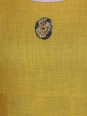 mustard cotton a-line kurta - 14129868 - Standard Image - 4
