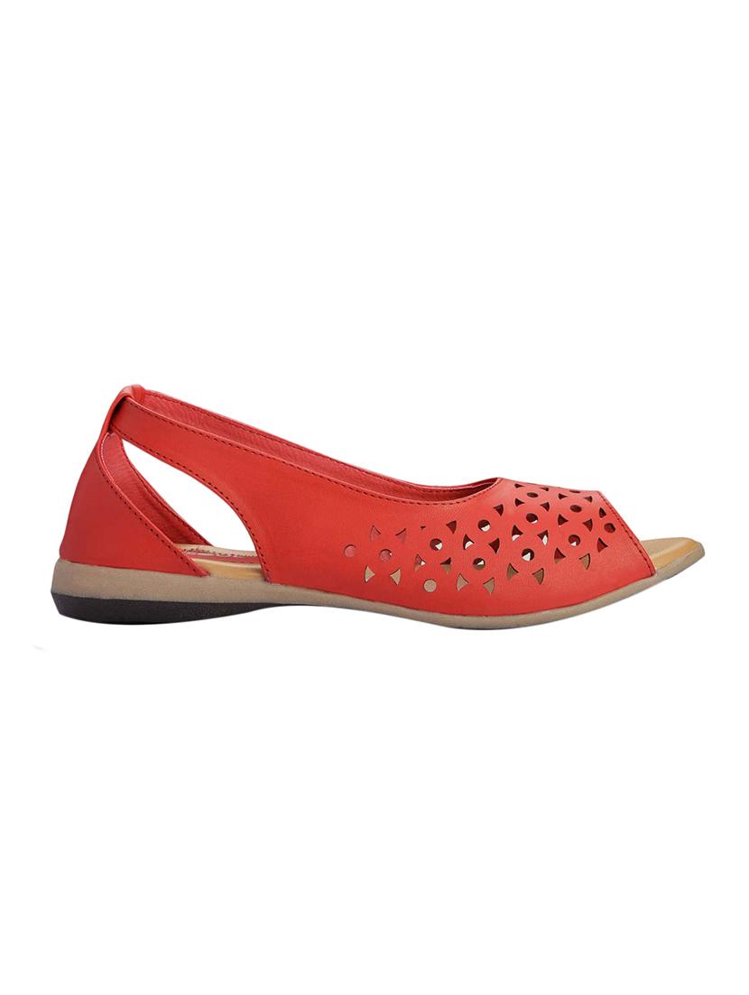 maroon back strap sandal - 14150820 - Zoom Image - 2