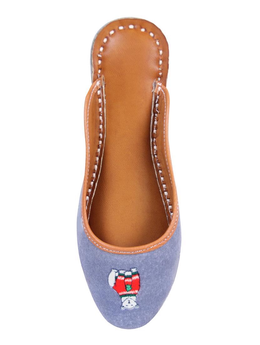 kiyara love handcrafted blue base printed jutti - 14154631 - Zoom Image - 3