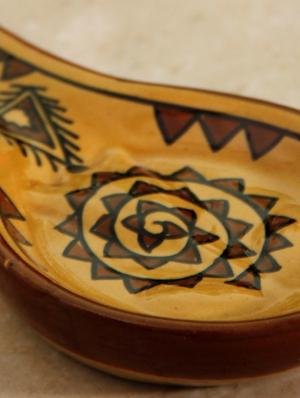 mughal handpainted spoon rest - 14155016 - Standard Image - 3