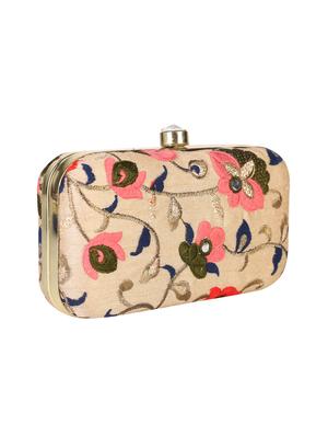 beige metal clutch - 14170574 - Standard Image - 4