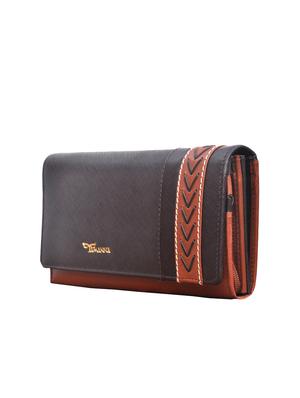 brown leather regular clutch - 14183408 - Standard Image - 4