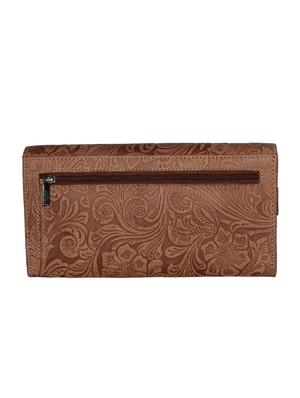 brown leather regular clutch - 14183864 - Standard Image - 2