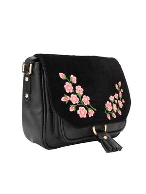 black leatherette regular sling bag - 14191804 - Standard Image - 4