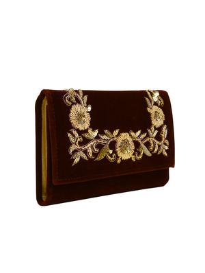 wine velvet envelope clutch - 14191818 - Standard Image - 4