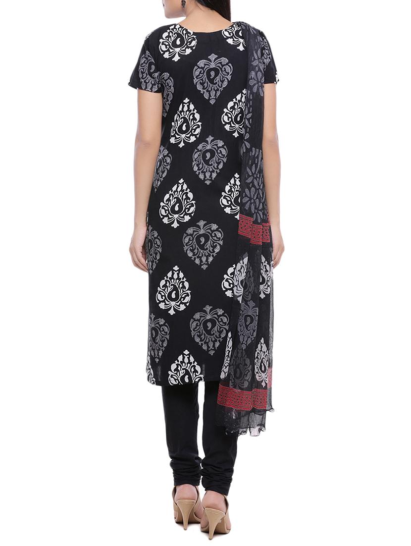 black unstitched churidaar dress material - 14220708 - Zoom Image - 3