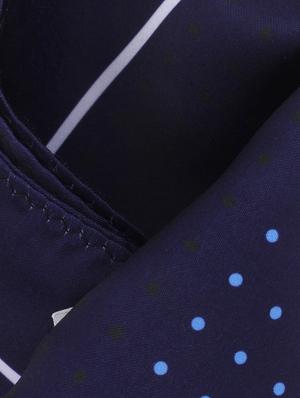 blue polyester pocketsquare - 14264772 - Standard Image - 4