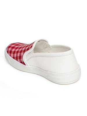 red leatherette slip on sneaker - 14268496 - Standard Image - 3