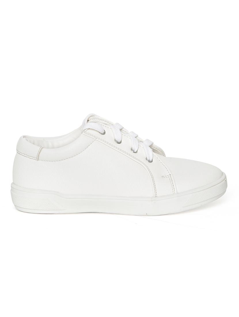 white leatherette lace up sneaker - 14268527 - Zoom Image - 2