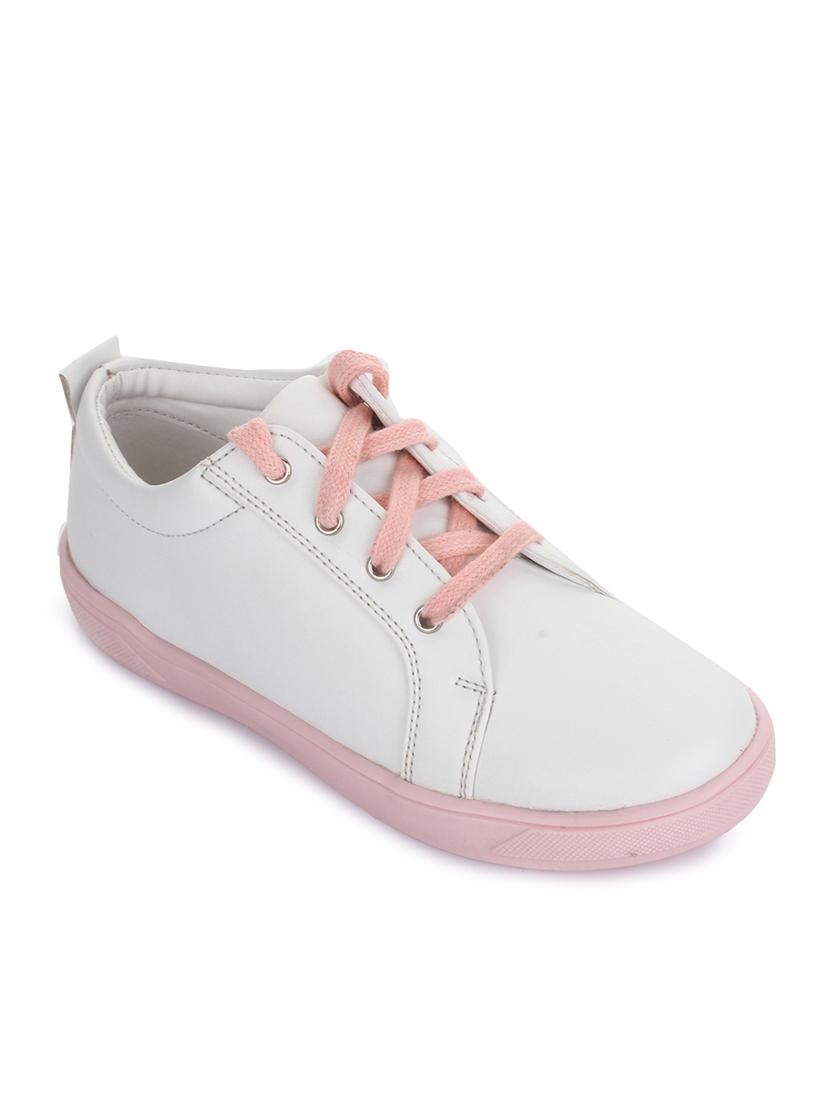 white leatherette lace up sneaker - 14268541 - Zoom Image - 1