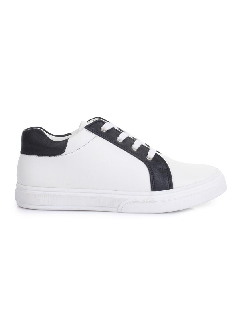 white leatherette lace up sneaker - 14268542 - Zoom Image - 2