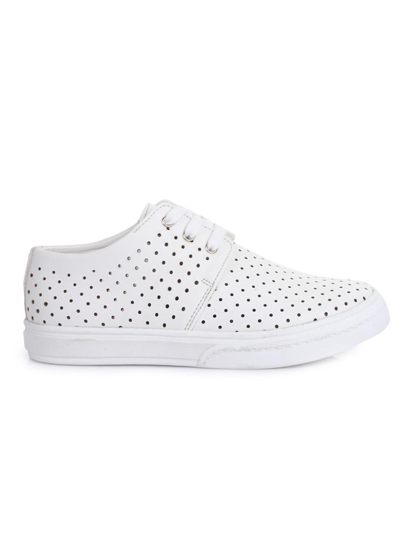 white leatherette lace up sneaker - 14268549 - Zoom Image - 2