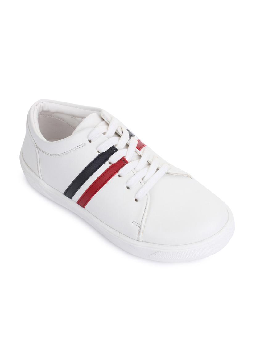 white leatherette lace up sneaker - 14268569 - Zoom Image - 1