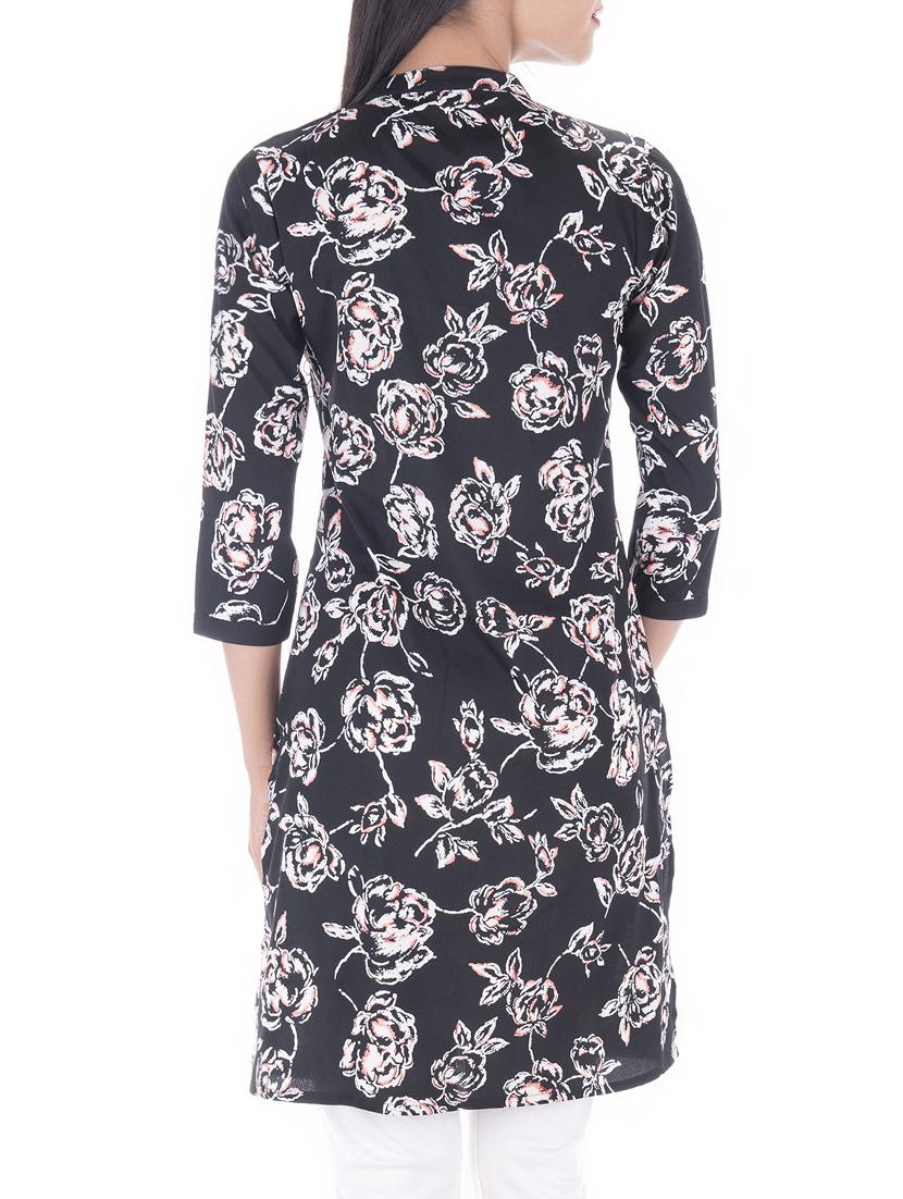 black crepe straight kurta - 14333906 - Zoom Image - 3