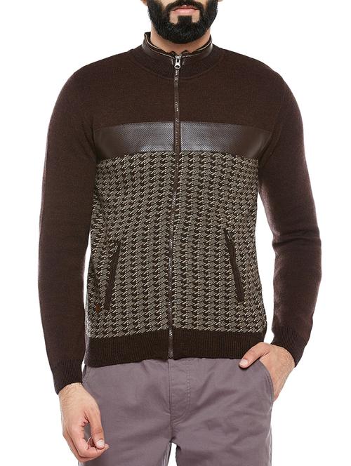 brown printed pullover - 14352334 - Standard Image - 1