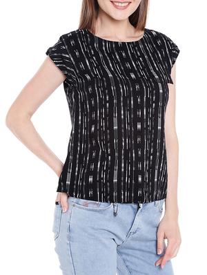 black printed viscose top - 14367866 - Standard Image - 2