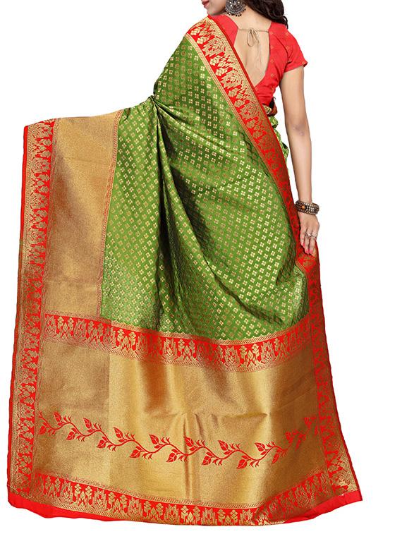 green silk blend banarasi saree with blouse - 14374035 - Zoom Image - 2