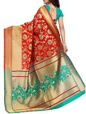 red & green silk blend banarasi saree with blouse - 14374044 - Standard Image - 2