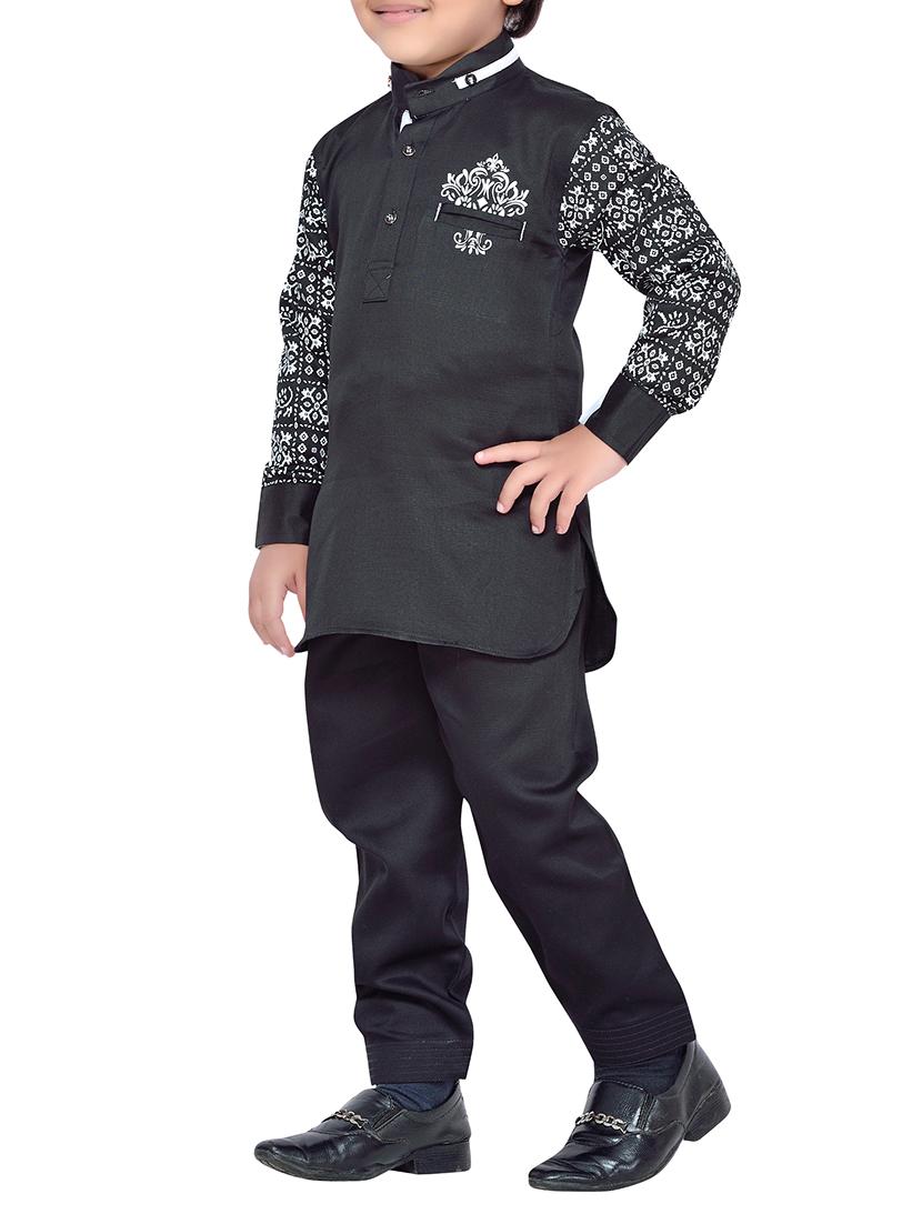 black cotton kurta, pyjama & waistcoat set - 14375265 - Zoom Image - 2