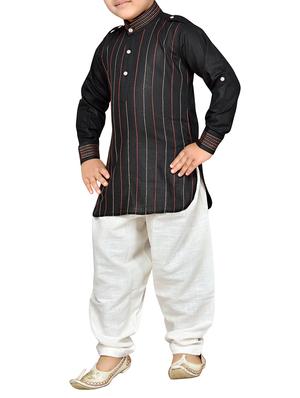 black cotton kurta pyjama set - 14375287 - Standard Image - 2
