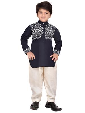 blue cotton kurta pyjama set - 14375298 - Standard Image - 4