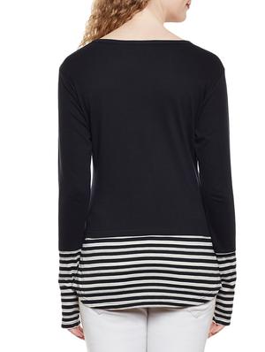 curved hem thumb hole sleeved tee - 14384008 - Standard Image - 3