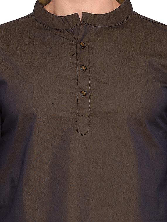 brown cotton short kurta - 14401082 - Zoom Image - 4