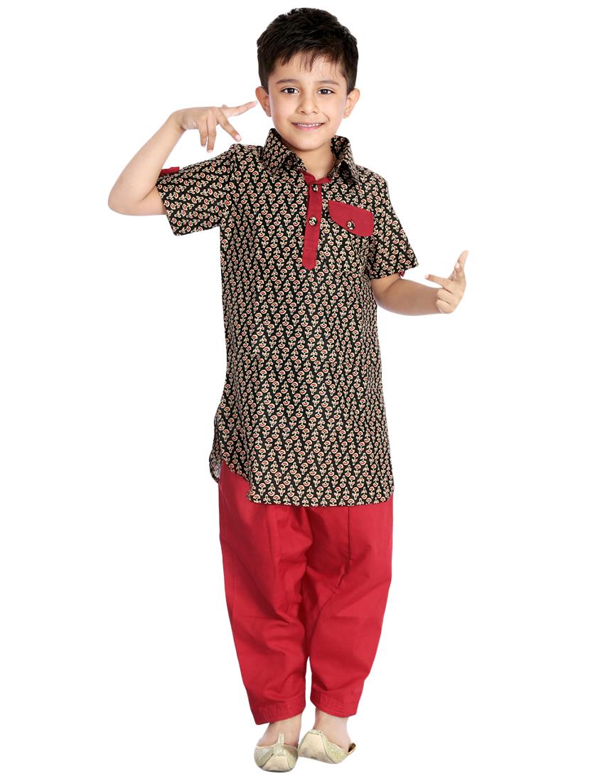 black colored cotton kurta sets kurtas & kurta set - 14403230 - Zoom Image - 1