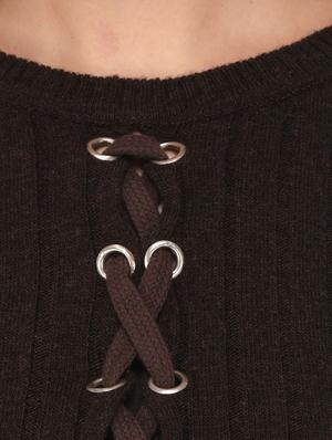 brown woollen pullover - 14422127 - Standard Image - 4
