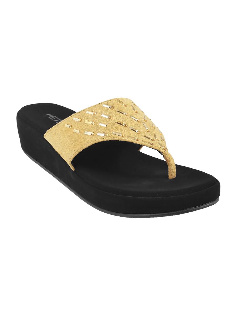 yellow platforms wedge - 14422831 - Zoom Image - 1