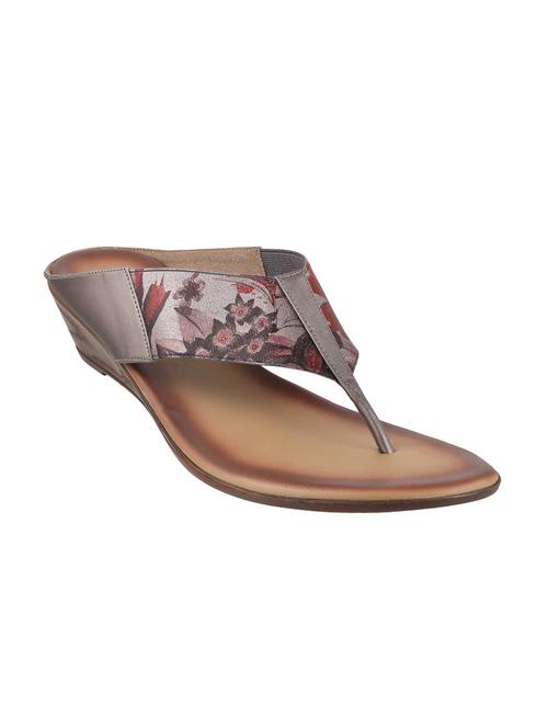 metallic toe separator wedge - 14422875 - Standard Image - 1