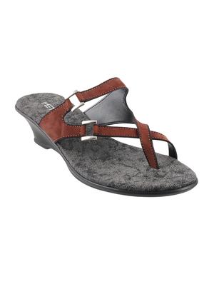 brown toe separator wedge - 14422891 - Standard Image - 1