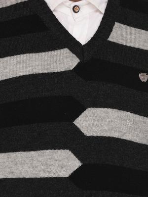 black acrylic sweater - 14425124 - Standard Image - 4