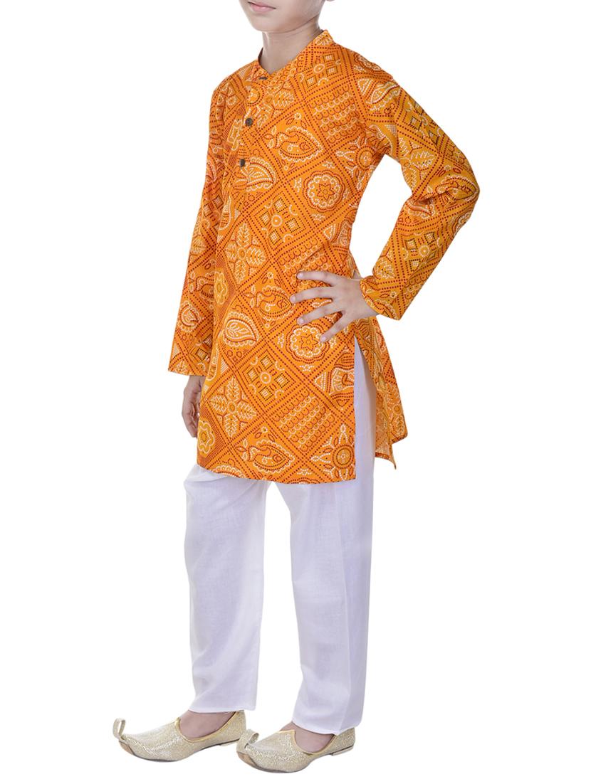 yellow and white cotton kurta set - 14428931 - Zoom Image - 2