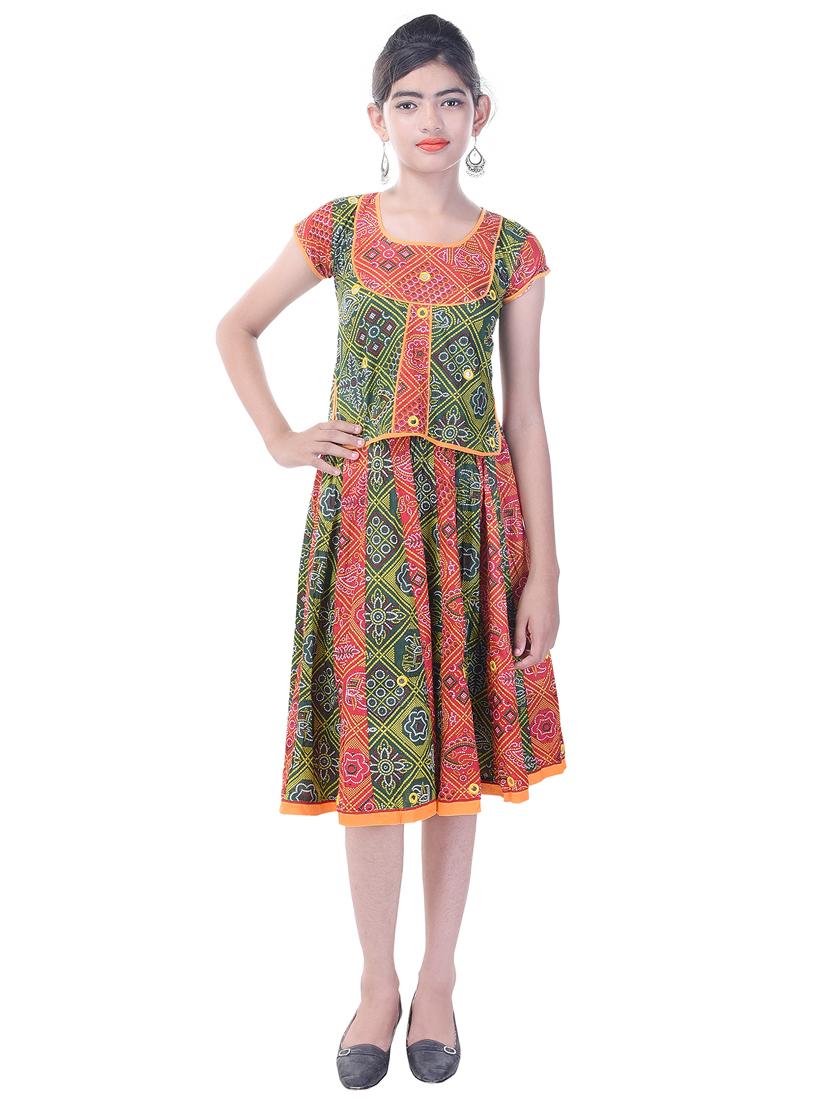 red and green cotton skirt set - 14429042 - Zoom Image - 4