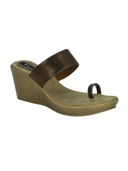 brown one toe wedge - 14434455 - Standard Image - 1