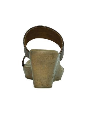 brown one toe wedge - 14434455 - Standard Image - 3