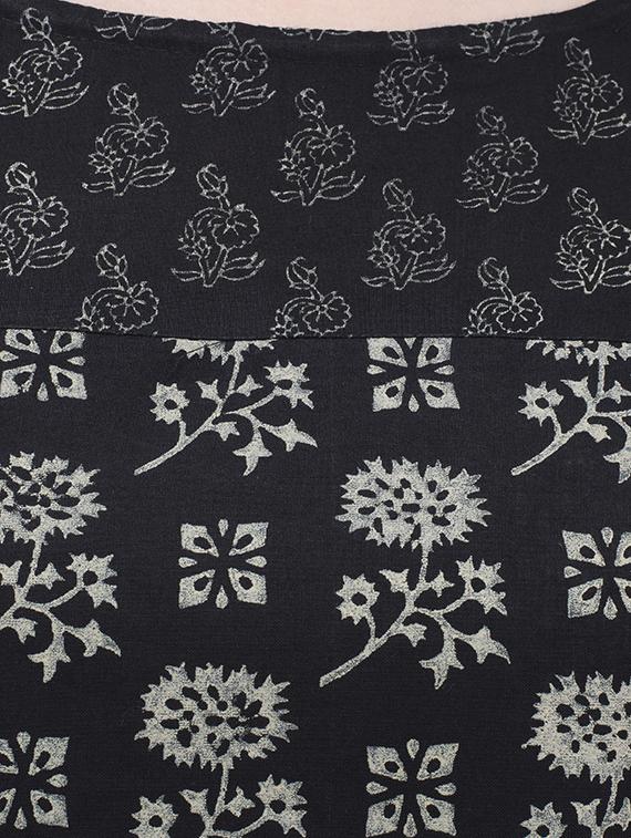 black cotton straight kurta - 14443930 - Zoom Image - 4