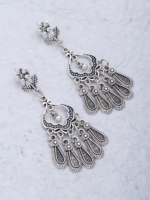 silver metal chandellier earrings - 14460751 - Very Small Image - 1