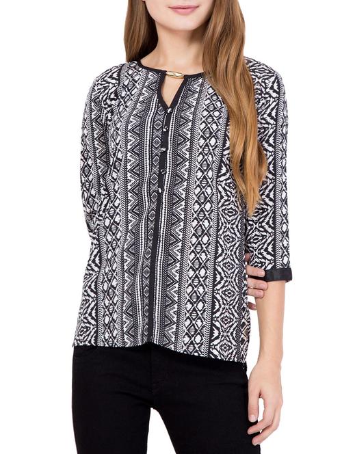 black colored printed top - 14465241 - Very Small Image - 1