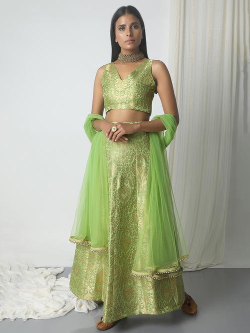TrueBrowns green pure silk brocade skirt-blouse lehenga set - 14465949 - Standard Image - 1